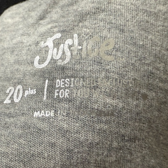 Justice Gray Short Sleeve T-Shirt with Rainbow Design - Picture 3 of 6